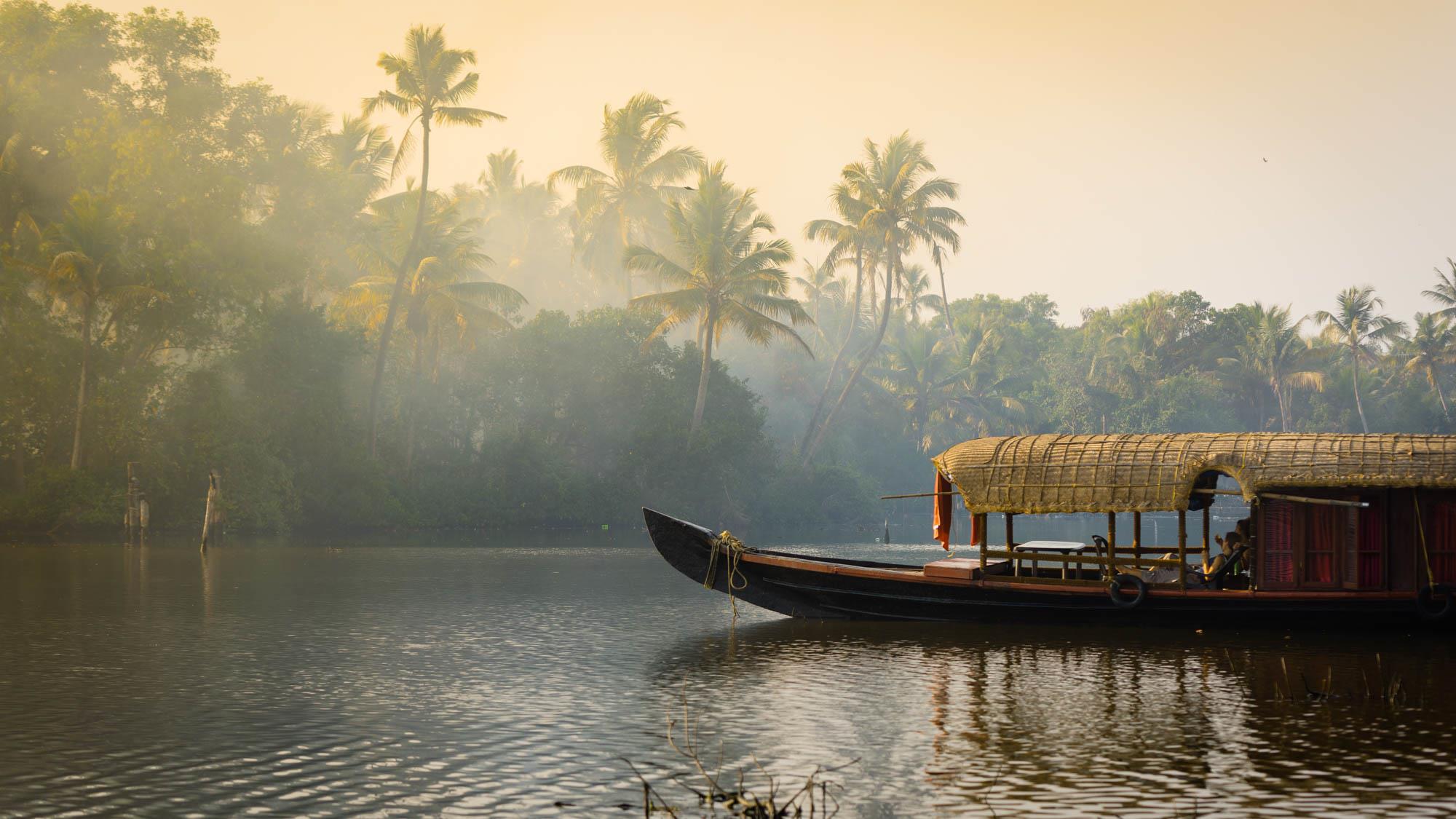 Kerala backwater houseboat stay