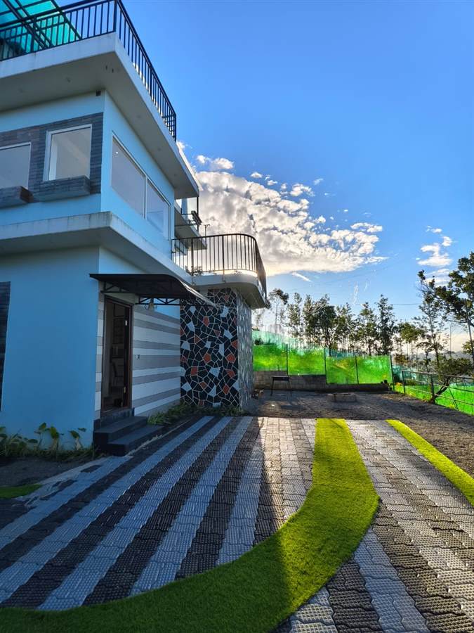 Munnar 3BHK Private Pool Villa in Munnar, Kerala